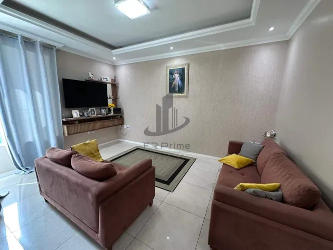 Excelente Casa com 3 quartos à venda, 207 m² por R$ 650.000 - Casa de Pedra - Volta Redond