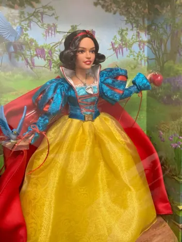 Boneca branca de neve