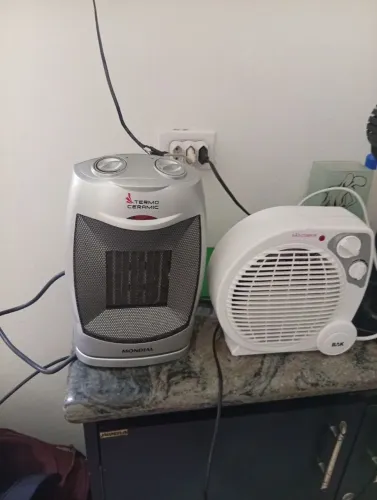 Dois aquecedores leia