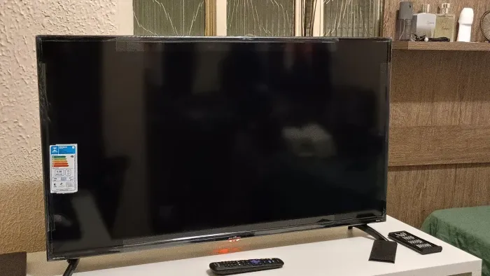 (Nova) Smart TV Roku 42 polegadas LED Philco/Britânia