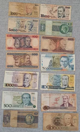 Cédulas dinheiro antigas