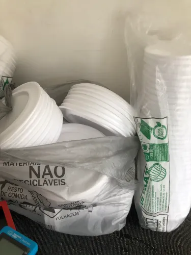VENDO UTENSÍLIOS E EMBALAGENS SEM USO POR $200,00 tudo 