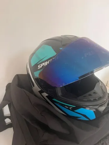 Vendo esses dois capacetes aceito oferta