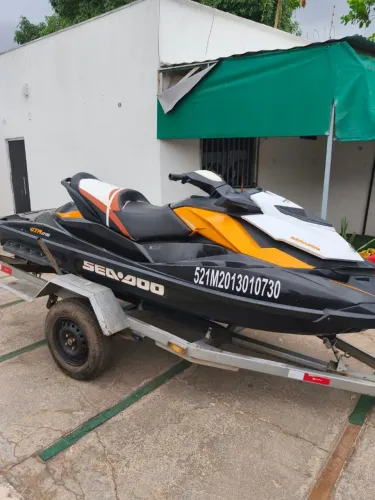 Vendo jet-ski GTR 215