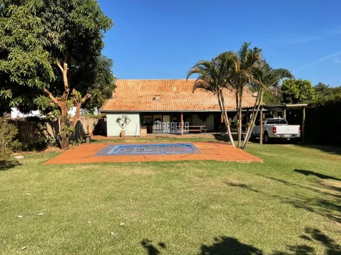 Charmoso rancho com 3 dormitórios em Conceição das Alagoas