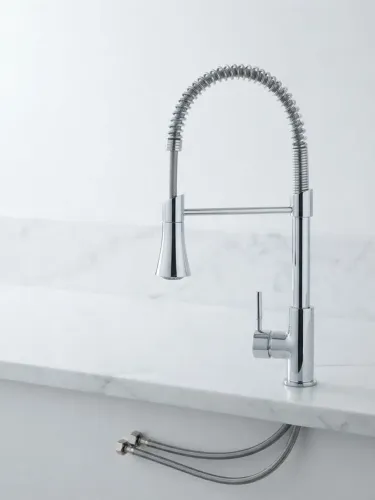 Torneira Monocomando Gourmet com Ducha Flexível