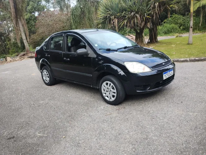Ford Fiesta Sed. 1.6 8V Flex 4P 2005