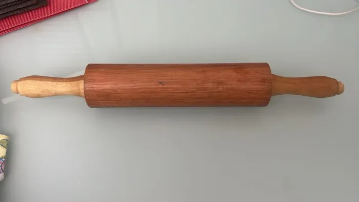 Rolo giratório para massas