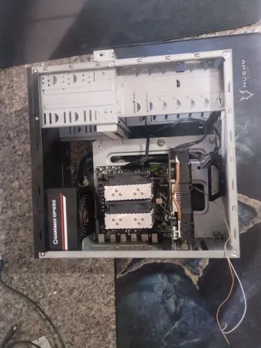 PC Gamer RX 580 8GB + Xeon E5-2640 V3 + 16GB DDR4 + SSD 500GB