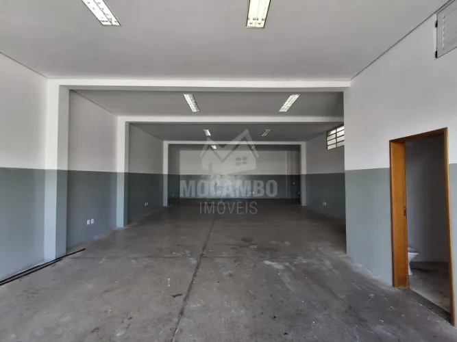 Salão : / Comercial / Bairro dos Pintos