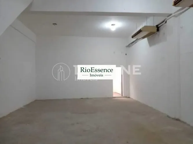 Loja - / Comercial / Laranjeiras