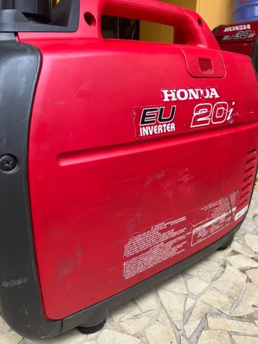 Gerador Honda EU20is - 2KVA