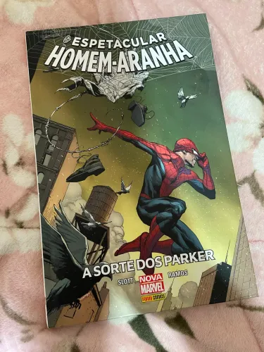 Hq O espetacular Homem Aranha a sorte dos parker capa dura panini books