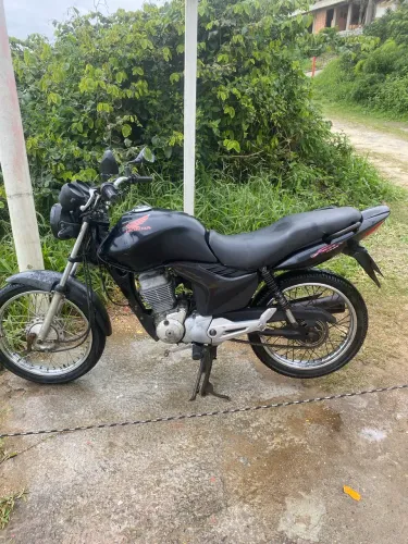 Moto filé motor novo na garantia ainda só pegar e acelerar 