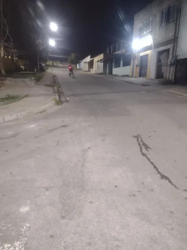 Vende-se apartamento na Cesário de Melo 