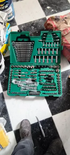 Maleta de ferramentas sata 150 peças 