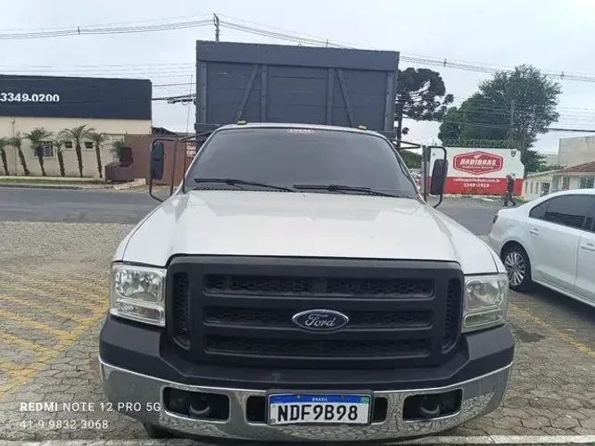 CAMINHÃO F-4000
