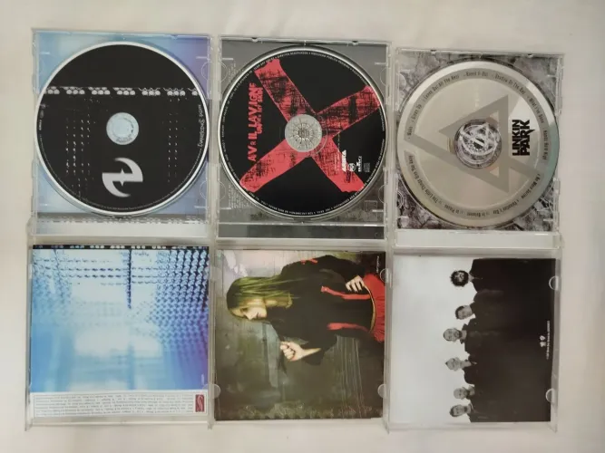 Cds Clássico das Bandas, Avril Lavigne, Linkin Park e Evanescence.