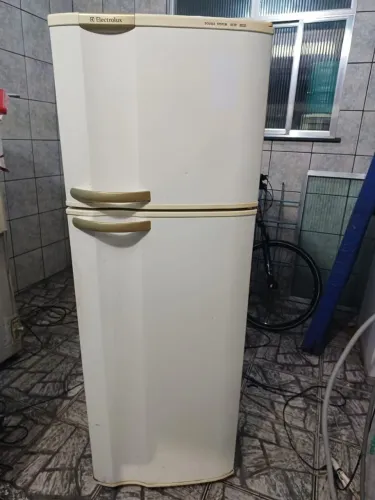 Geladeira Eletrolux