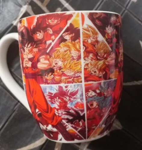 Caneca Dragon Ball porcelana