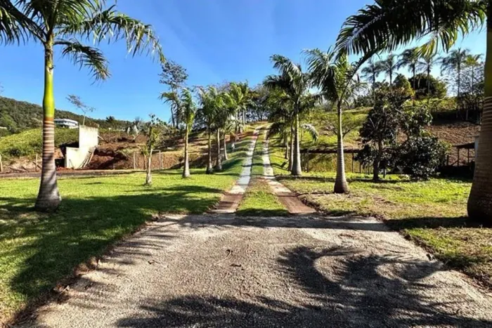 CHÁCARA À VENDA NA VIÇOSA, O refúgio dos seus sonhos!