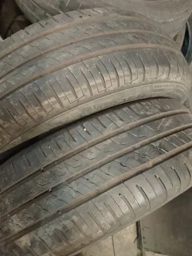 Pneus semi novo 195/65/15