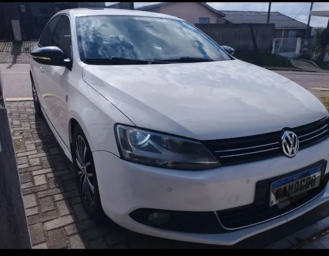 Volkswagen Jetta Highline 2.0 TSI 16V 4P Tiptronic 2012