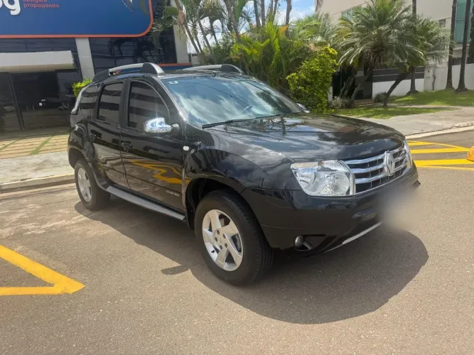 Renault Duster Dynamique 2.0 Hi-flex 16V Aut. 2015
