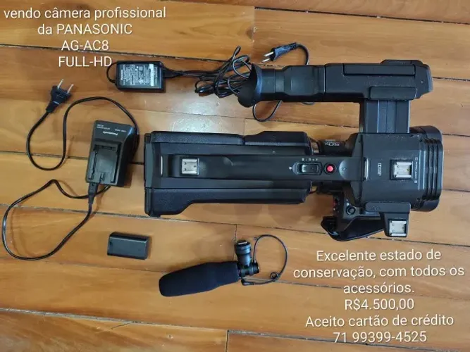 Filmadora Panasonic Full HD AG-AC8 profissional