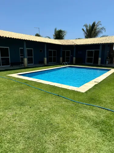 Casa de praia no paracuru/ Ce todos os quartos com suíte e ar condicionado .