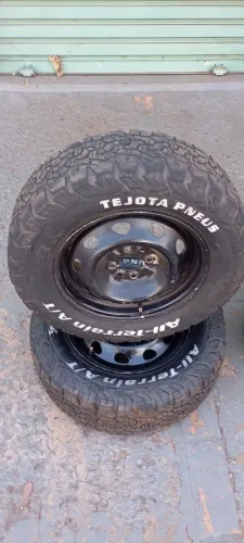 Duas Rodas 14 ferro com pneus