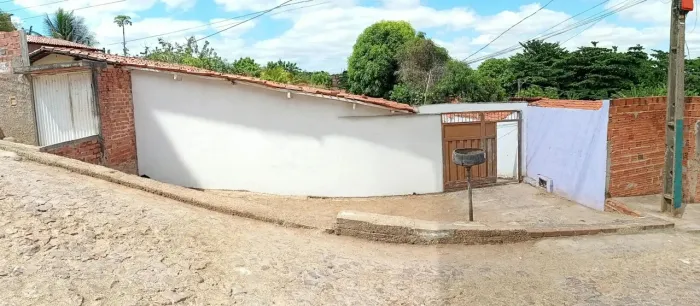 Kitnet pra 2 pessoas - 3 cômodos 350 reais