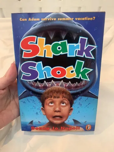 livro shark shock