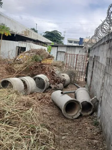 Vendo 55 manilhas usadas em ótimo estado de conservação