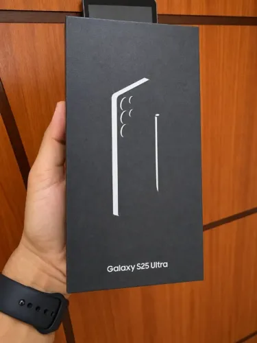 Galaxy S25 Ultra 256GB Titânio Preto Nota Fiscal Lacrado