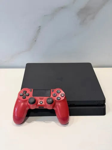 PS4 Slim 1TB (aceito trocas)