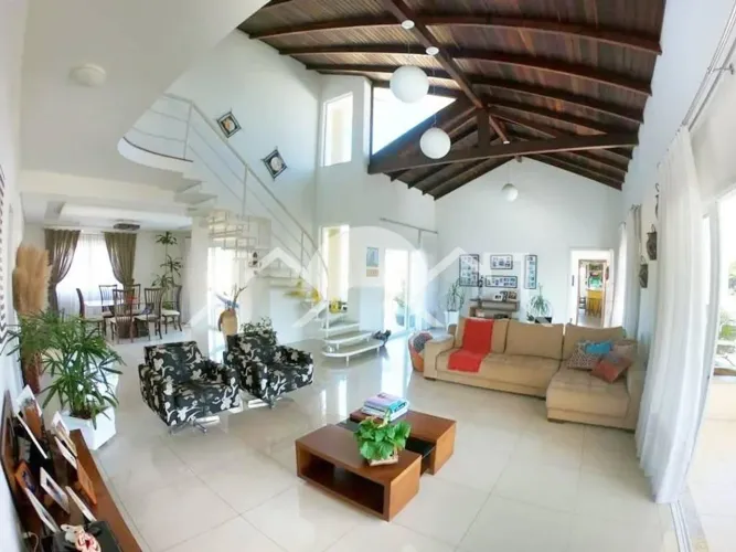 Cobertura Duplex Mobiliada com 05 Suítes e Piscina