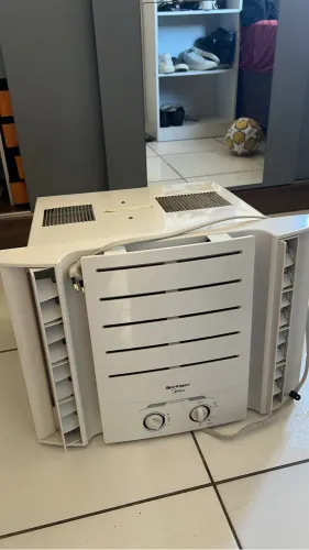 AR CONDICIONADO DE JANELA 7500btu