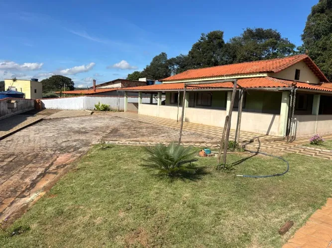 Chácara com 3 dormitórios à venda, 600 m² por R$ 380.000 - Zona Rural - Itatiaiuçu/MG