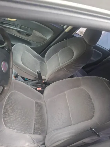 Fiat Linea 1.9/ HLX 1.9/1.8 Flex Dualogic 4P 2010