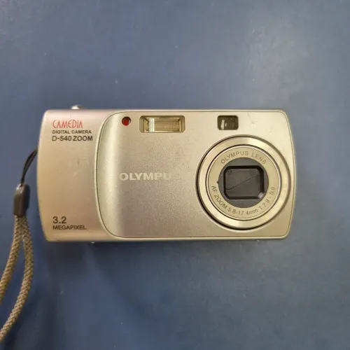 Camera digital Y2k Olympus