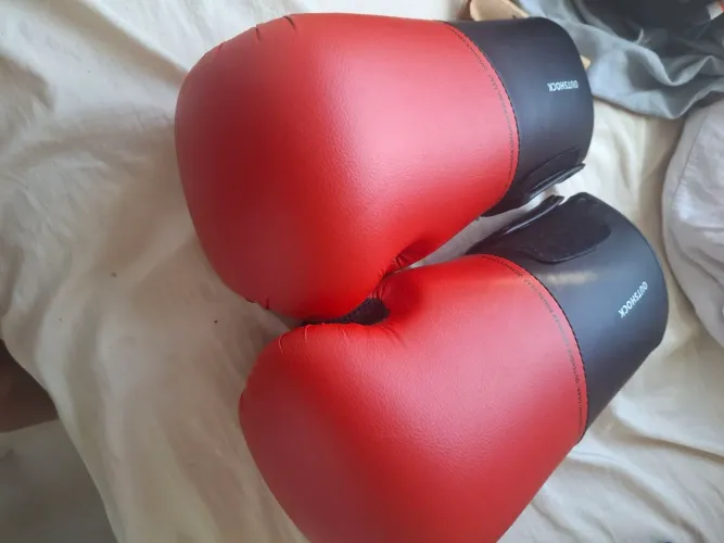 Par de .luvas para boxe número 14oz outchock, novas!