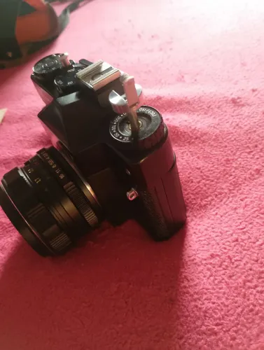 Máquina fotográfica Zenit XP 12 em bom estado