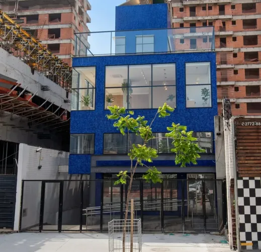 Prédio comercial na Avenida Santo Amaro, 289 1100 m²