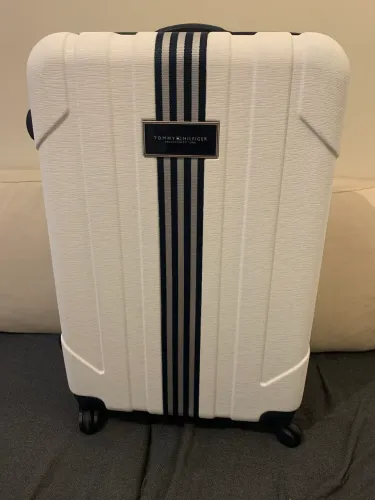 Mala de Viagem Tommy Hilfiger Original 23kg Rígida - Rodinhas 360°