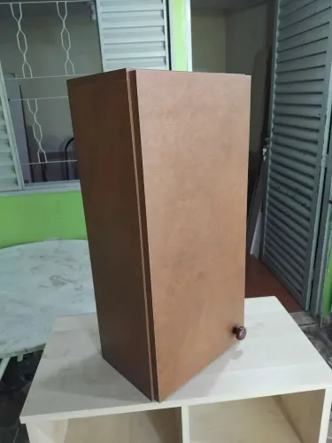 Armário aéreo para banheiro MDF BRONZE.
