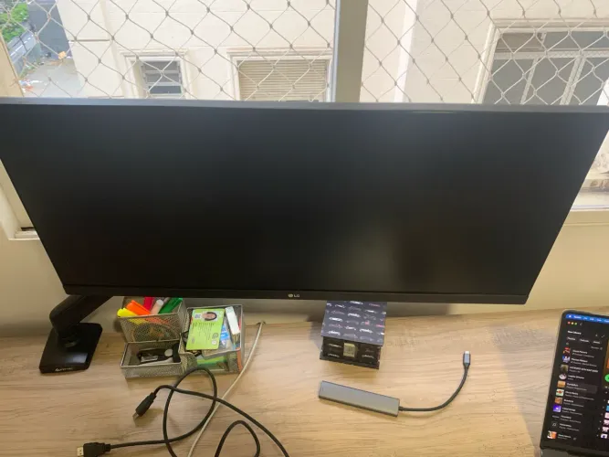 LG Widescreen 29WL500 75Hz