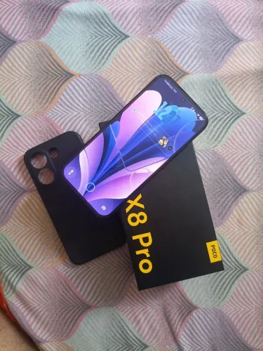 POCO X8 PRO 512 GB 12 RAM
