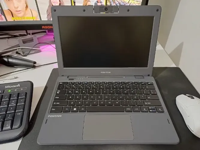 Notebook Positivo Master N1110