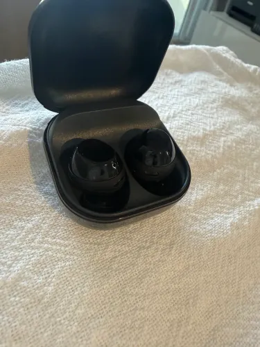Fone semi novo